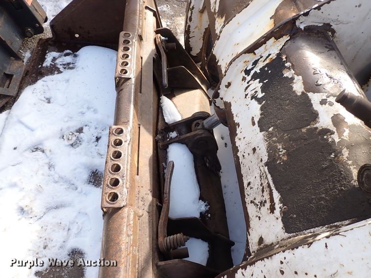 image for item DK4531 2001 Bobcat T200  tracked skid steer loader