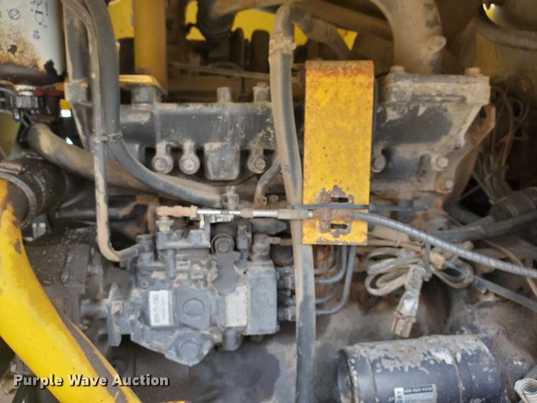 image for item EY9589 2007 Superior DT80CT  broom