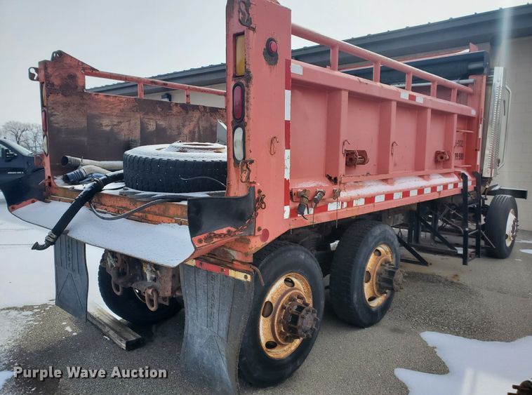 image for item EY9590 2003 Sterling LT7501  dump truck