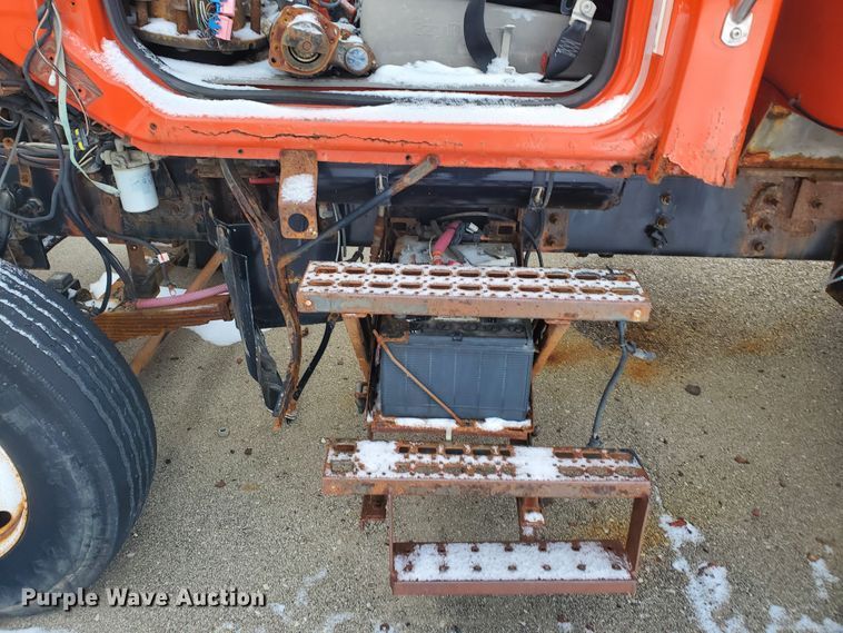 image for item EY9590 2003 Sterling LT7501  dump truck