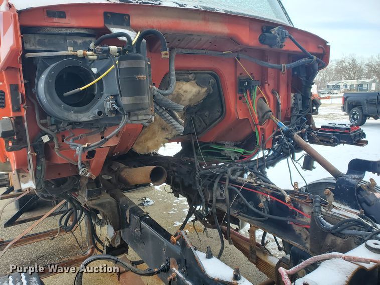 image for item EY9590 2003 Sterling LT7501  dump truck