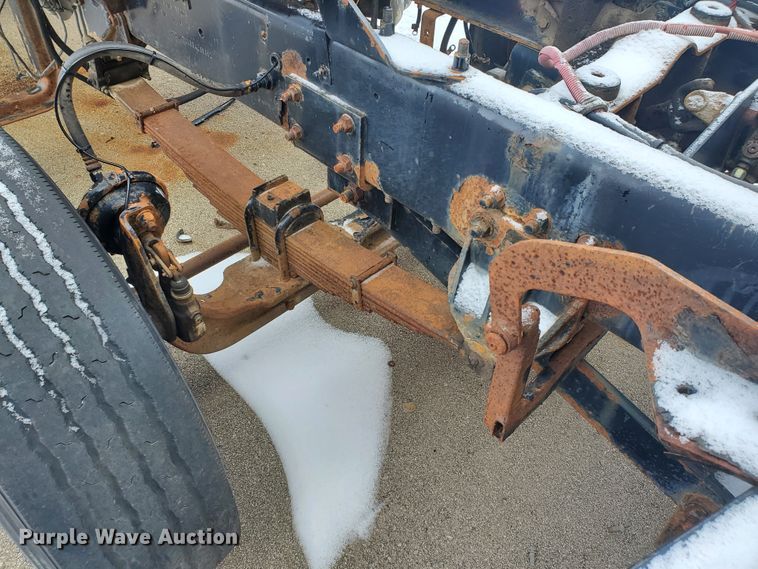 image for item EY9590 2003 Sterling LT7501  dump truck