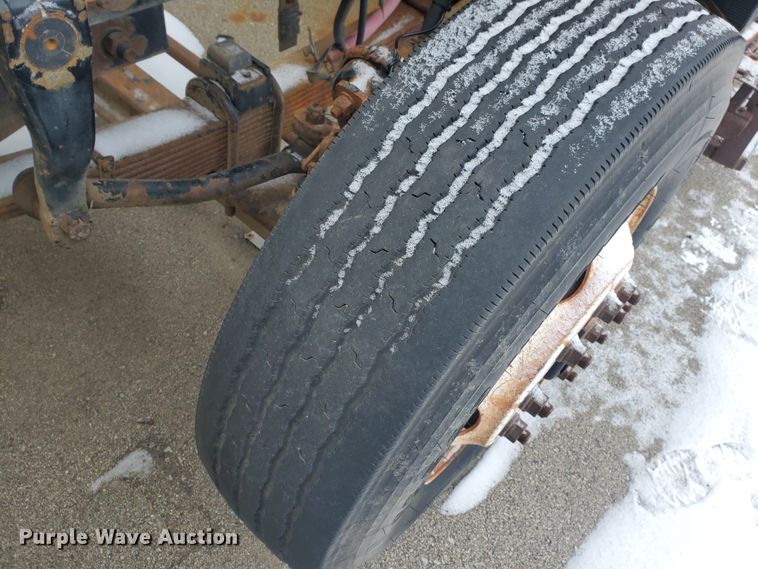 image for item EY9590 2003 Sterling LT7501  dump truck