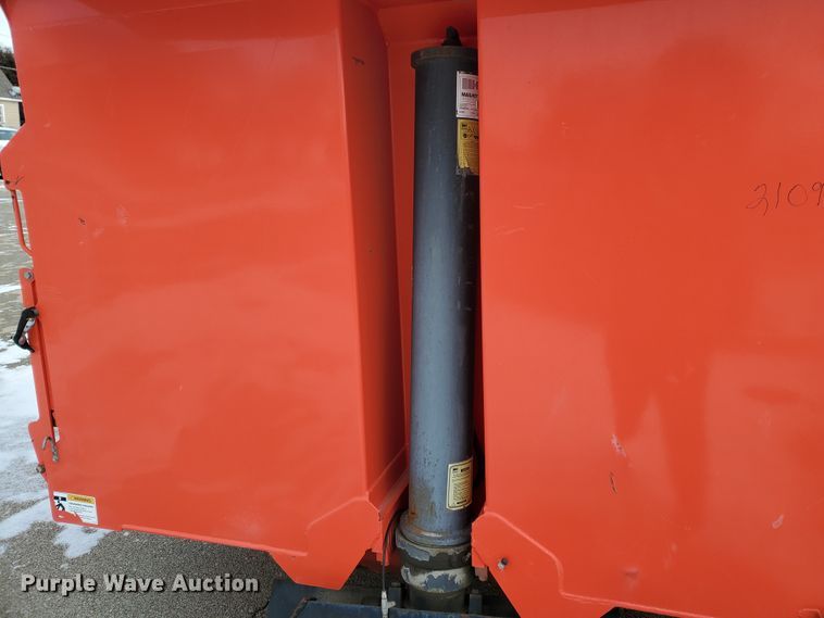 image for item EY9592 2013 Henderson dump bed