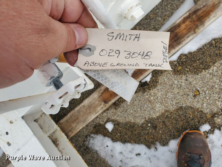 image for item EY9593 1992 Smith fuel tank