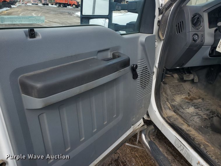 image for item EY9655 2011 Ford F450 Super Duty XL  SuperCab utility / service truck