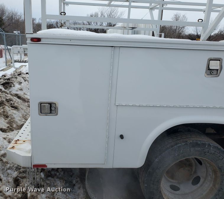 image for item EY9655 2011 Ford F450 Super Duty XL  SuperCab utility / service truck