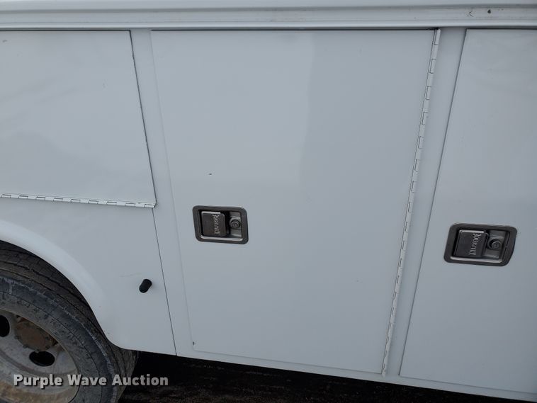 image for item EY9655 2011 Ford F450 Super Duty XL  SuperCab utility / service truck