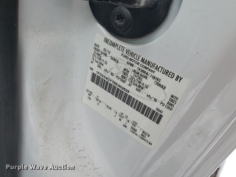 image for item EY9655 2011 Ford F450 Super Duty XL  SuperCab utility / service truck