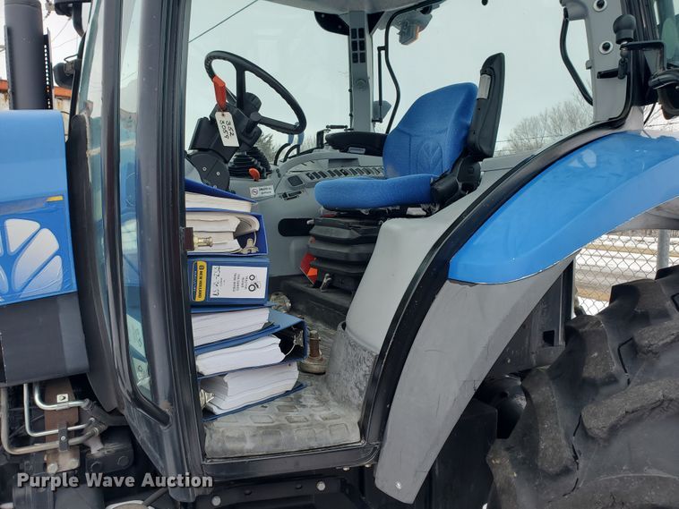 image for item EY9659 2009 New Holland T6020  tractor