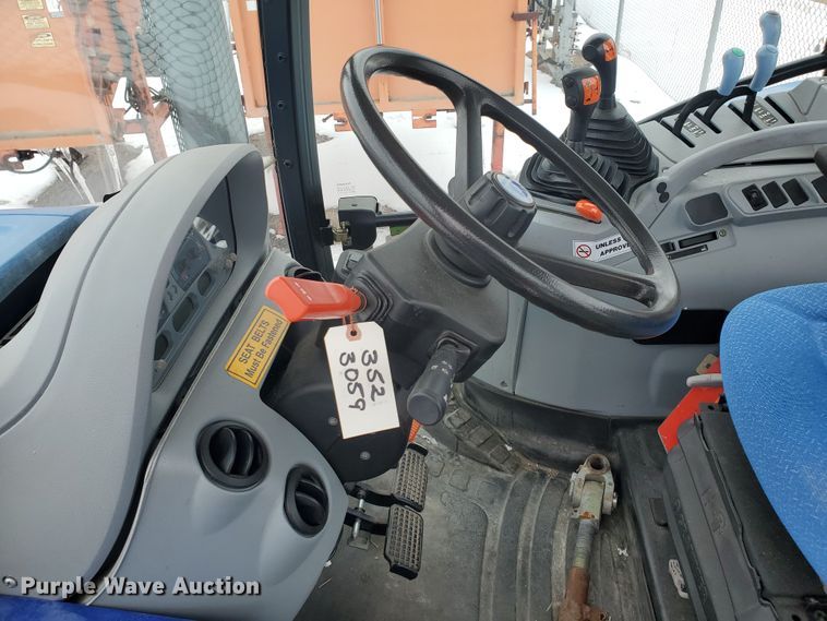 image for item EY9659 2009 New Holland T6020  tractor