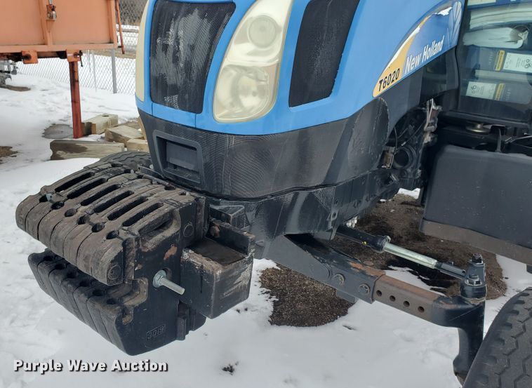 image for item EY9659 2009 New Holland T6020  tractor