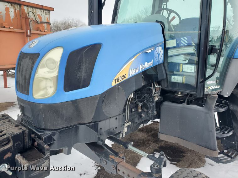 image for item EY9659 2009 New Holland T6020  tractor