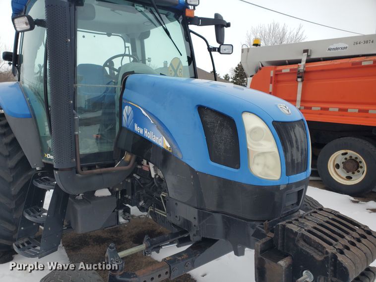 image for item EY9659 2009 New Holland T6020  tractor