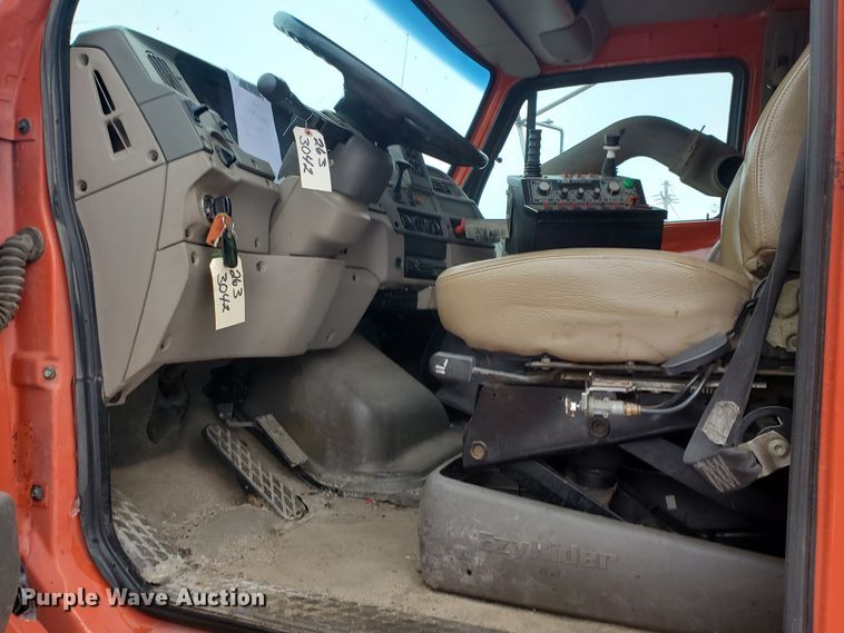 image for item EY9660 2003 Sterling LT7501  dump truck