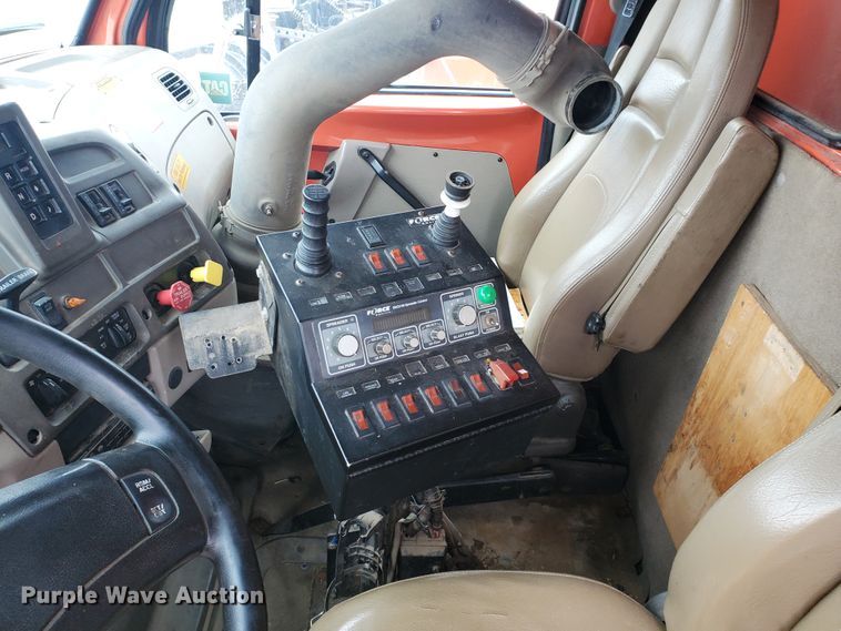 image for item EY9660 2003 Sterling LT7501  dump truck