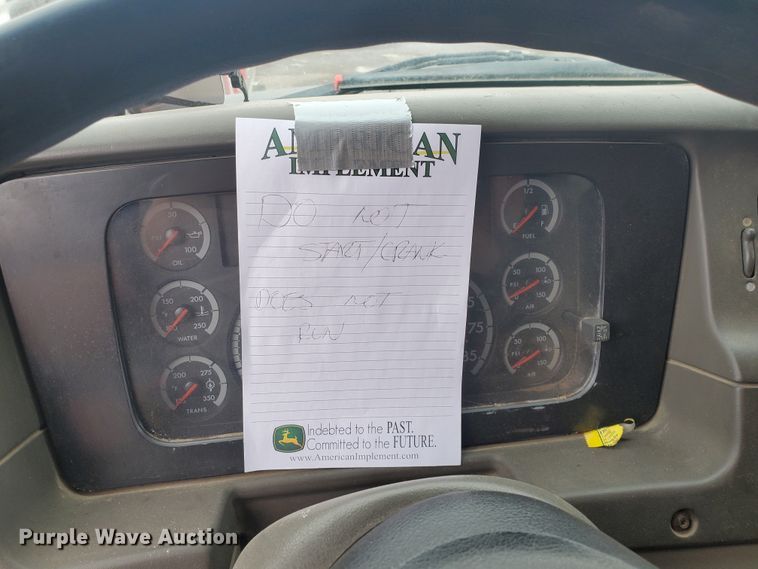 image for item EY9660 2003 Sterling LT7501  dump truck