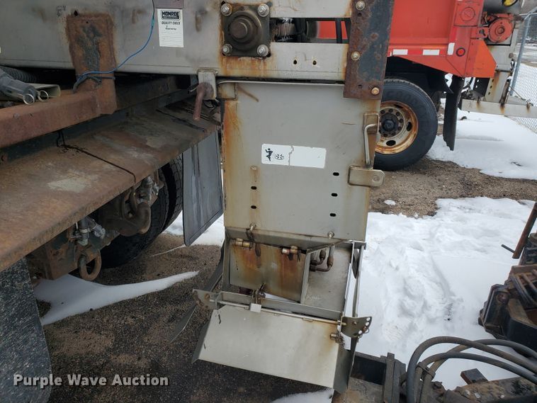 image for item EY9660 2003 Sterling LT7501  dump truck