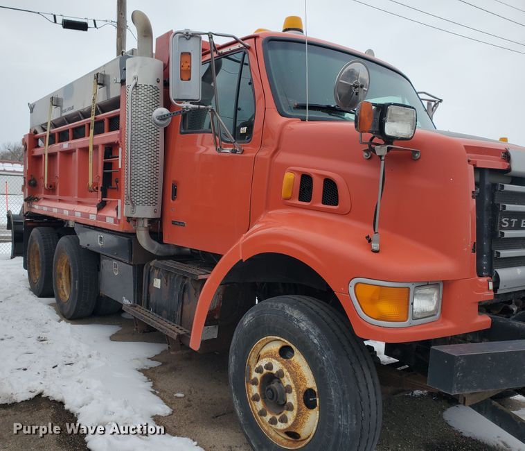 image for item EY9660 2003 Sterling LT7501  dump truck