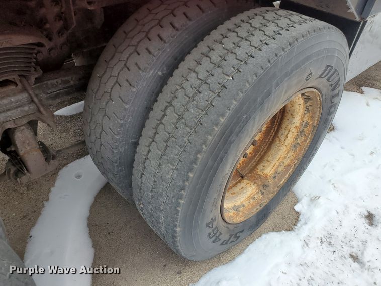 image for item EY9660 2003 Sterling LT7501  dump truck