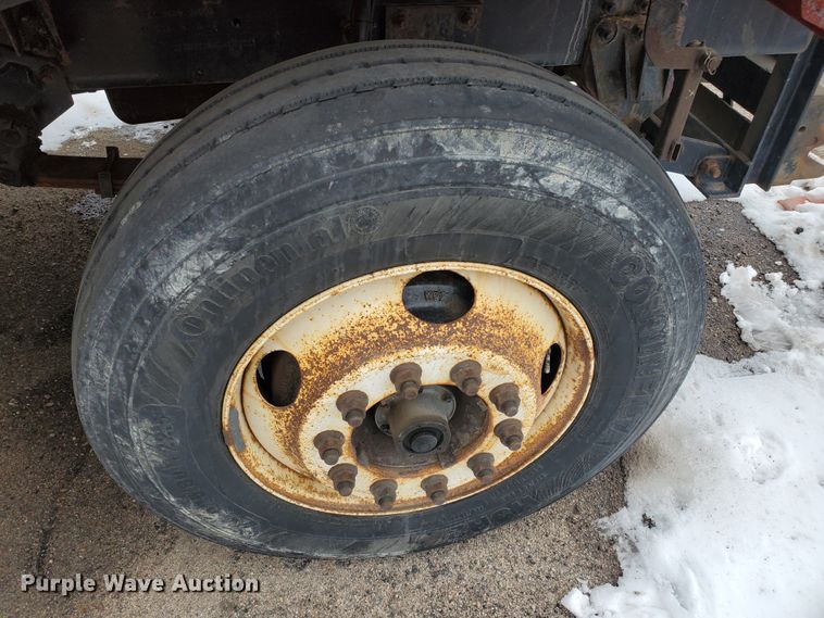 image for item EY9660 2003 Sterling LT7501  dump truck