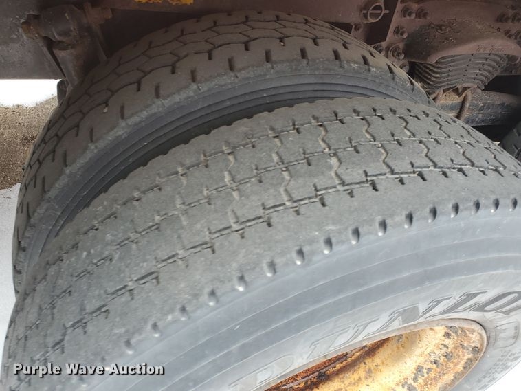 image for item EY9660 2003 Sterling LT7501  dump truck