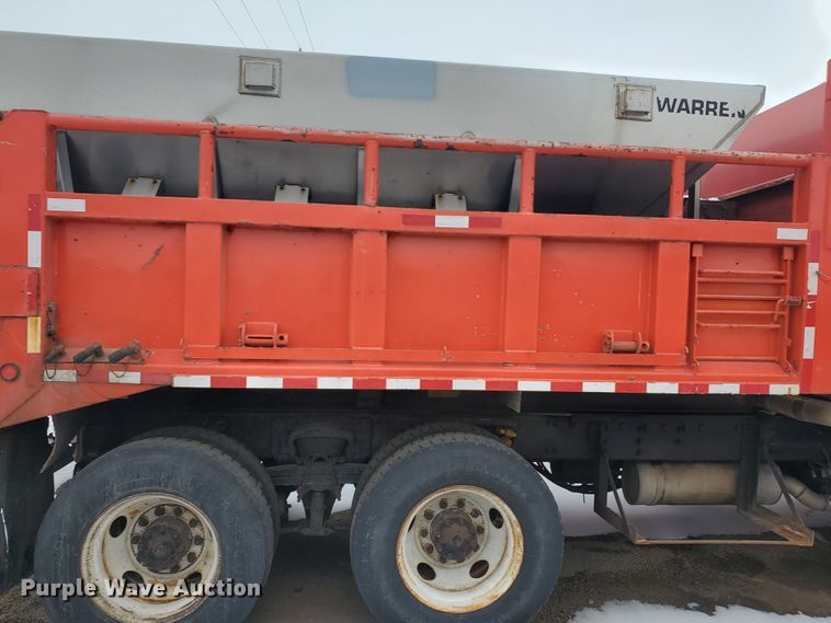 image for item EY9661 2001 Sterling LT7501  dump truck