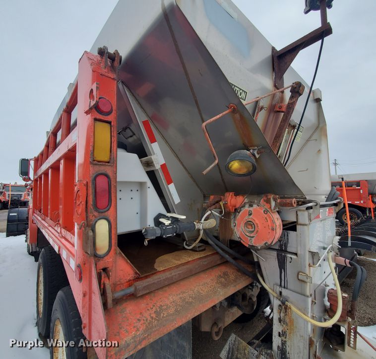 image for item EY9661 2001 Sterling LT7501  dump truck