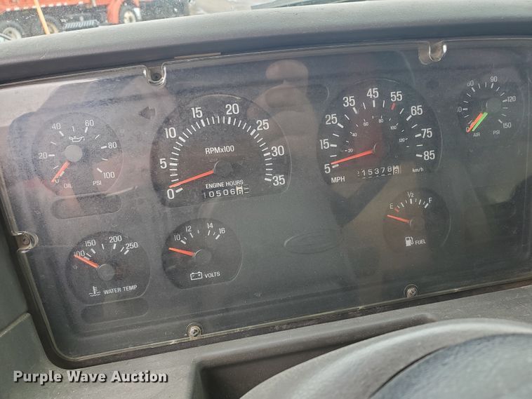 image for item EY9661 2001 Sterling LT7501  dump truck