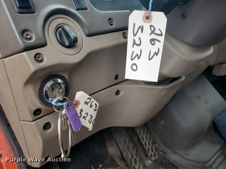 image for item EY9661 2001 Sterling LT7501  dump truck