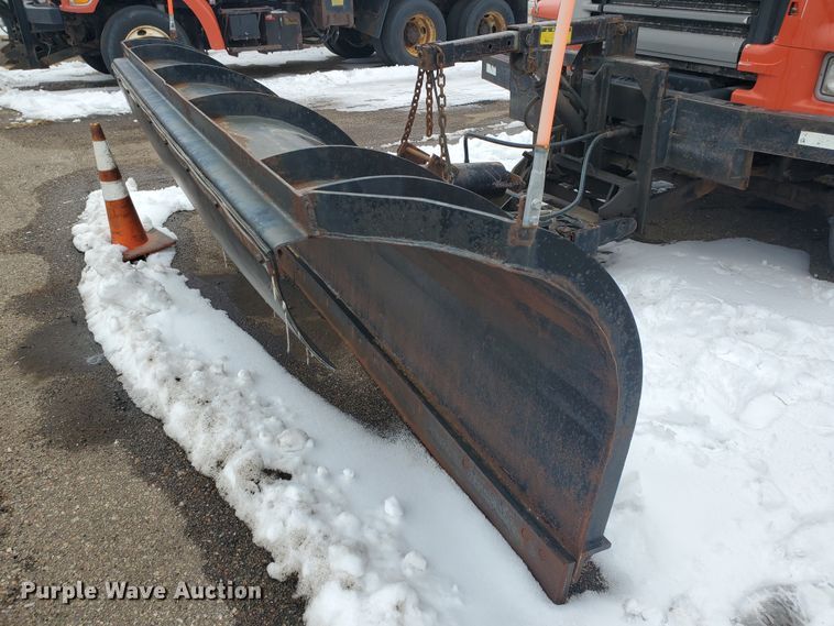 image for item EY9661 2001 Sterling LT7501  dump truck