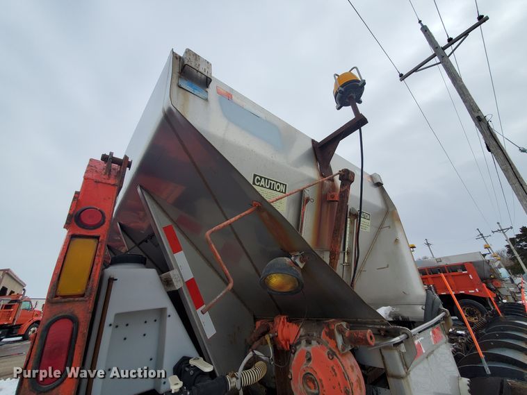 image for item EY9661 2001 Sterling LT7501  dump truck