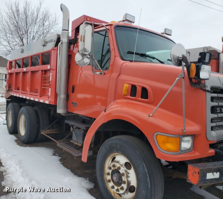 image for item EY9661 2001 Sterling LT7501  dump truck