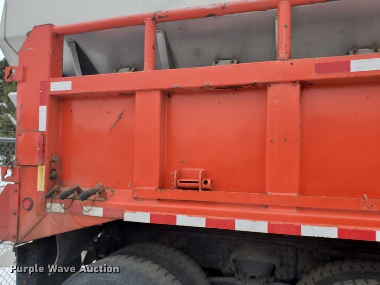 image for item EY9661 2001 Sterling LT7501  dump truck