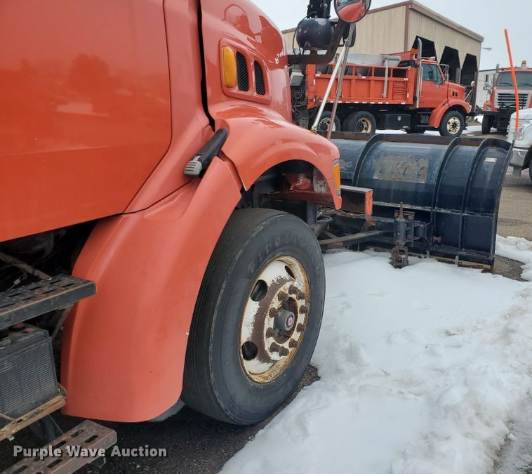 image for item EY9661 2001 Sterling LT7501  dump truck