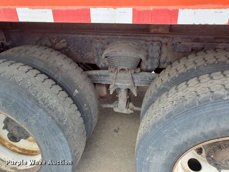 image for item EY9661 2001 Sterling LT7501  dump truck