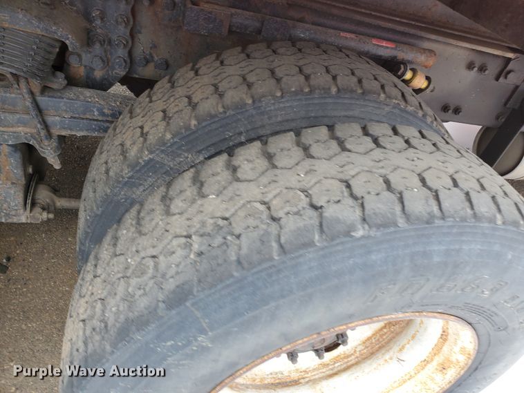 image for item EY9661 2001 Sterling LT7501  dump truck