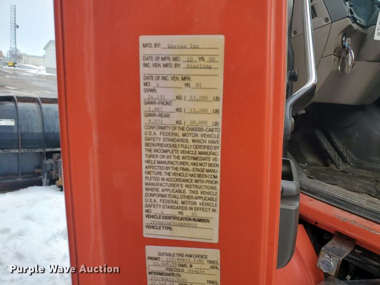 image for item EY9661 2001 Sterling LT7501  dump truck