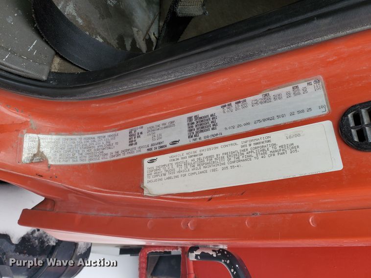 image for item EY9661 2001 Sterling LT7501  dump truck