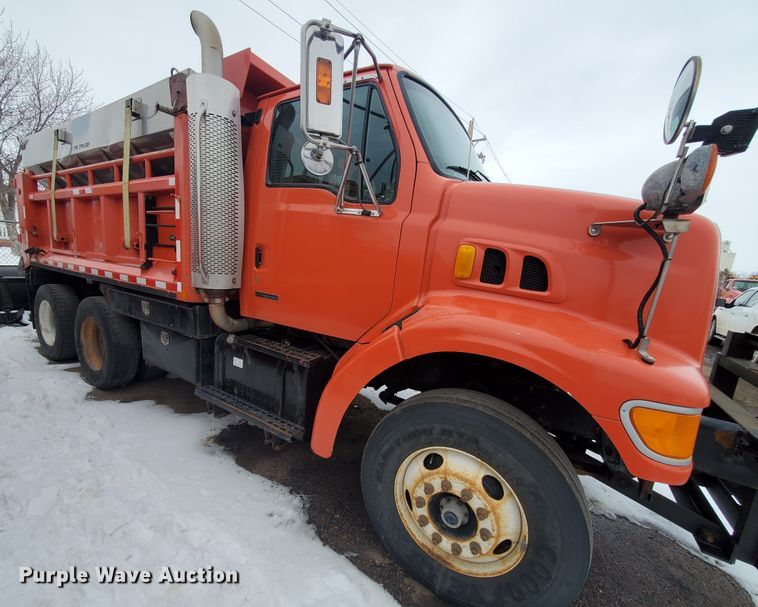 image for item EY9662 2003 Sterling LT7501  dump truck