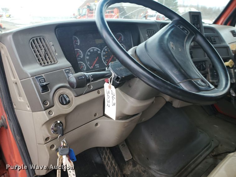 image for item EY9662 2003 Sterling LT7501  dump truck