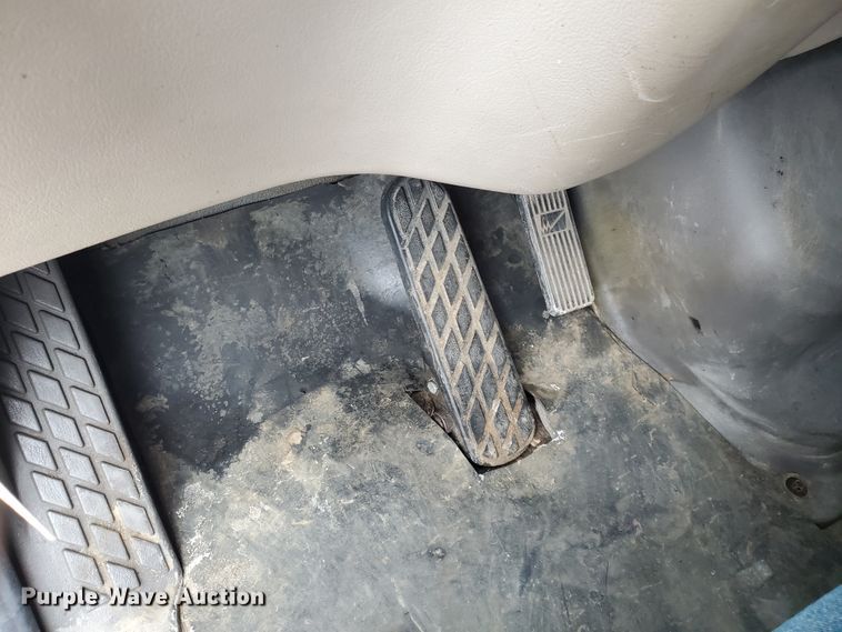 image for item EY9662 2003 Sterling LT7501  dump truck