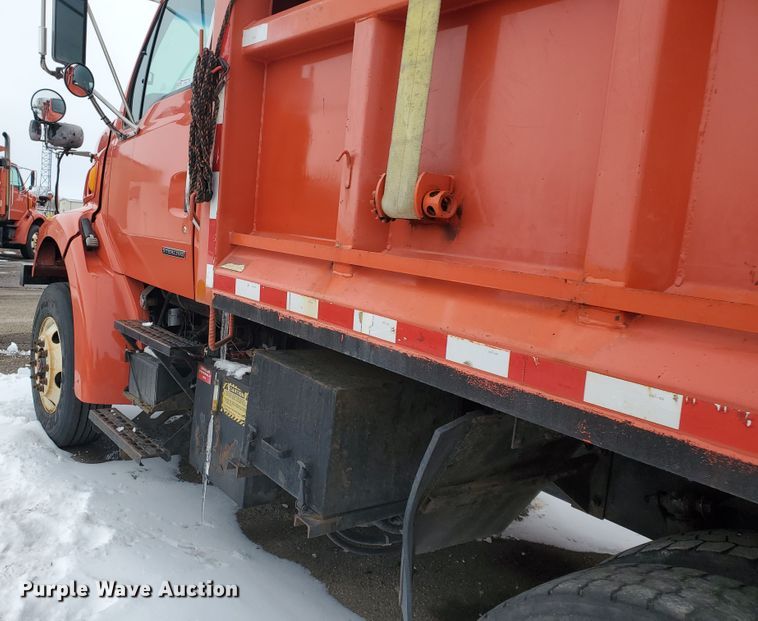 image for item EY9662 2003 Sterling LT7501  dump truck