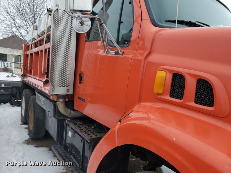 image for item EY9662 2003 Sterling LT7501  dump truck