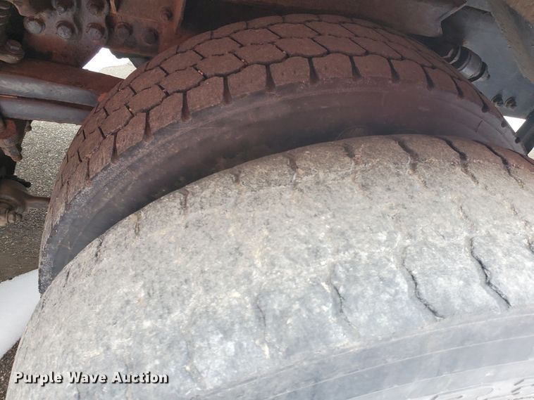 image for item EY9662 2003 Sterling LT7501  dump truck