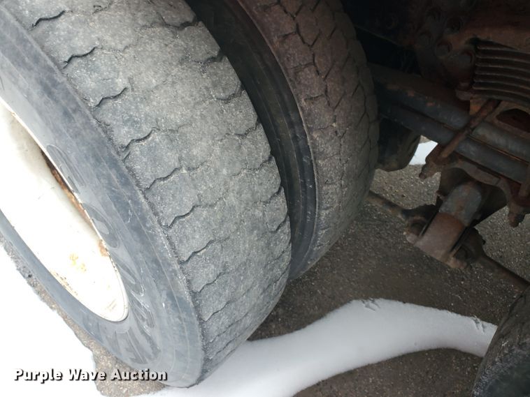 image for item EY9662 2003 Sterling LT7501  dump truck