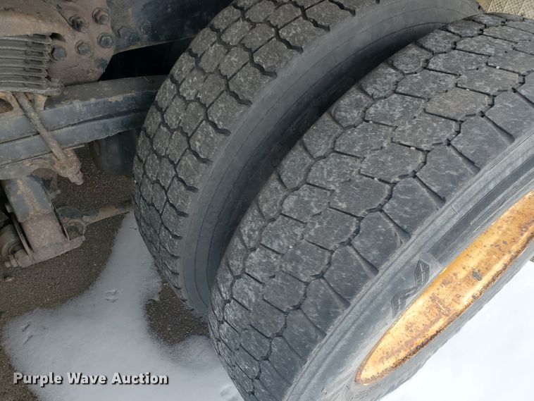 image for item EY9662 2003 Sterling LT7501  dump truck