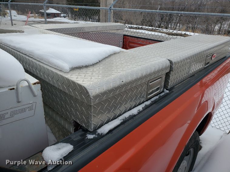 image for item EY9664 2006 Ford F250 Super Duty XL  pickup truck