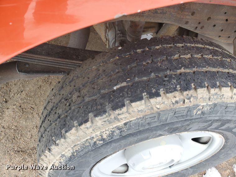 image for item EY9664 2006 Ford F250 Super Duty XL  pickup truck