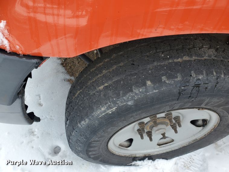 image for item EY9664 2006 Ford F250 Super Duty XL  pickup truck